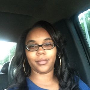 Meet your Posher, Robyn